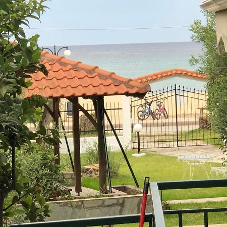 Thea Sea Apartment Nea Moudania Zewnętrze zdjęcie